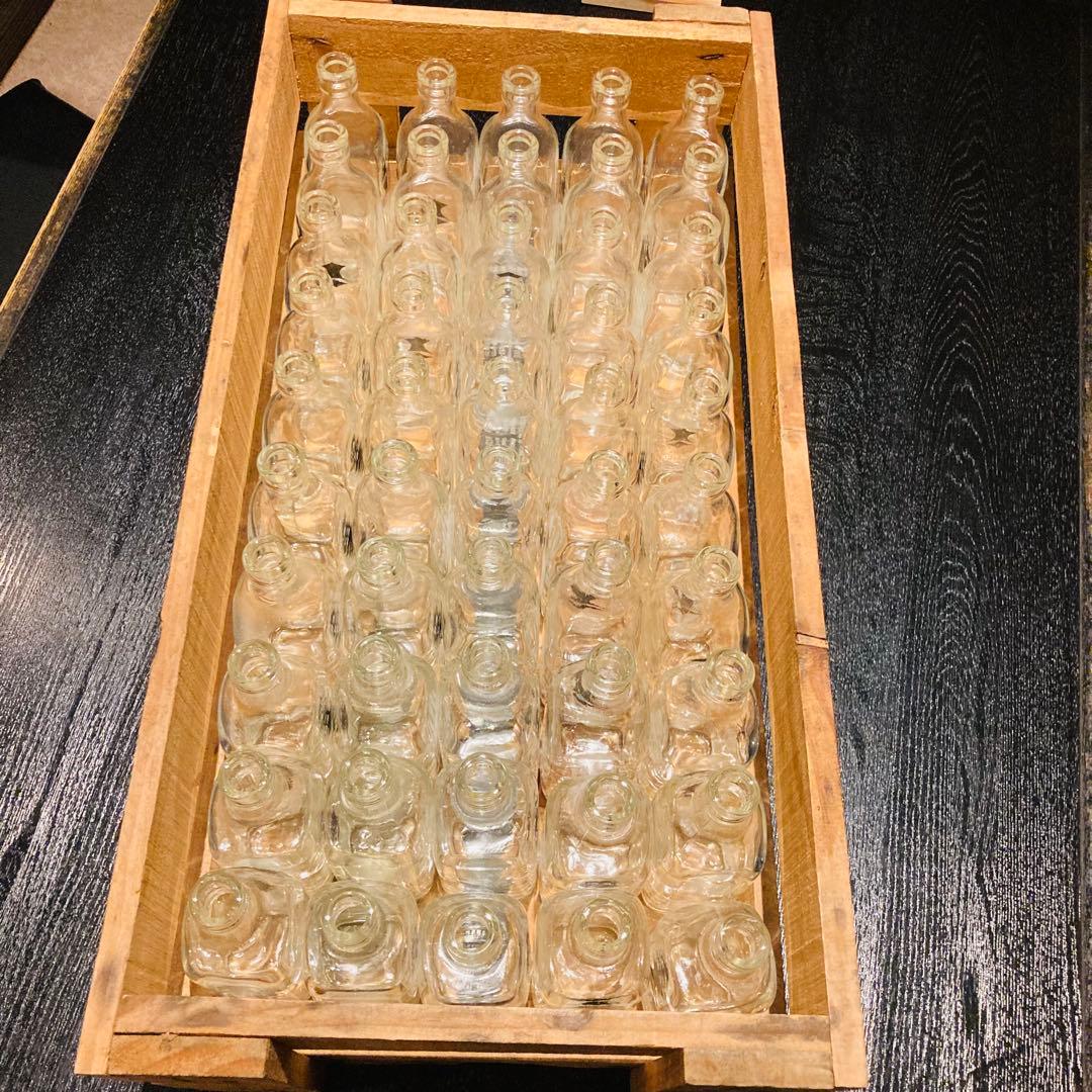 【アンティーク】剣菱180ml 瓶　ガラス製 箱付き50本セット