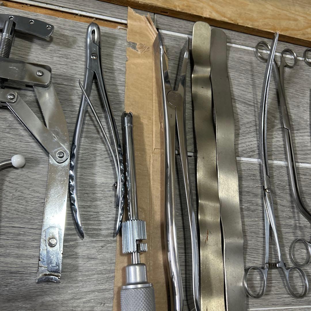 外科用器具セット ワイヤー牽引器 鉗子他30点 ステンレス製　まとめ売り