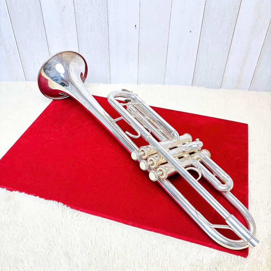 Bach バック TR-300 トランペット B♭ マウスピース付き