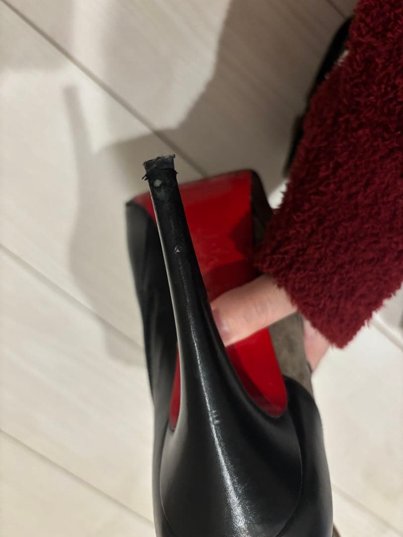 クリスチャンルブタン　レースアップブーティ