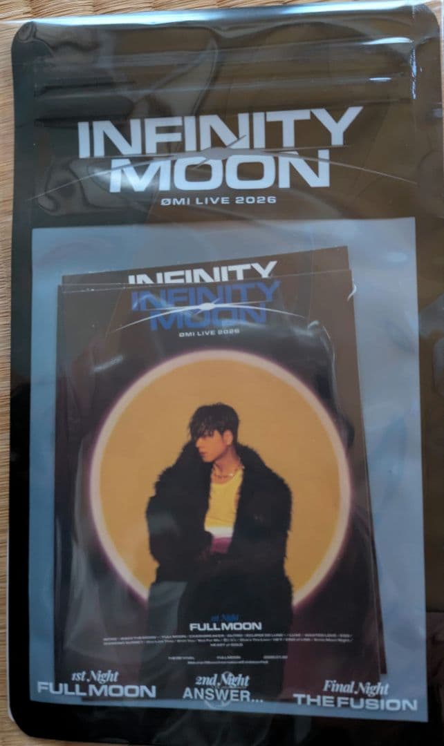 ØMI  INFINITY MOON メタルキーチャーム&御楽印ステッカー