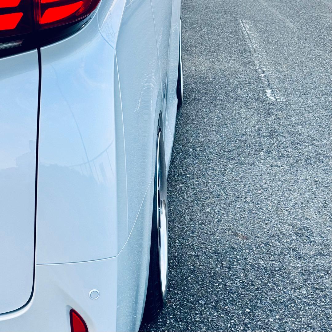 【美品】WORK SCHWERT GLASON 22インチ 40アルファード