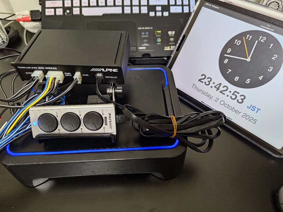 アルパイン SWE-1500 パワードサブウーファー（中古）