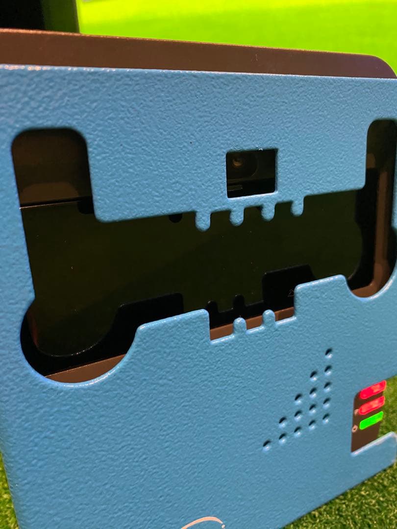 SKYTRAK ゴルフシミュレーター 青色 箱付き