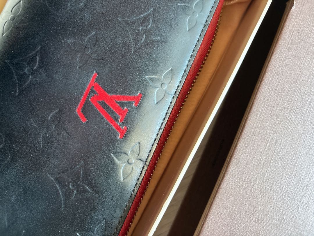 【美品】ルイヴィトン ヴェルニ ジッピーウォレット 長財布 ボルドー 赤 黒