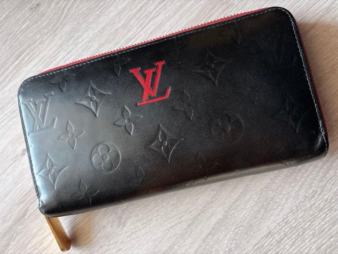 【美品】ルイヴィトン ヴェルニ ジッピーウォレット 長財布 ボルドー 赤 黒