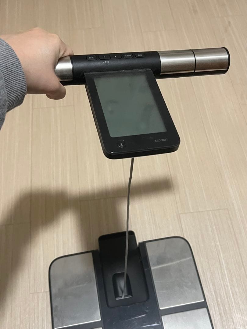 OMRON オムロン　KRD-703T 体組成計