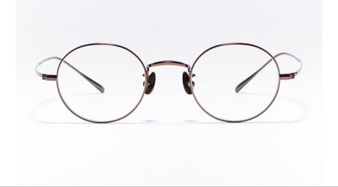 JINS メガネ 可視調光レンズ