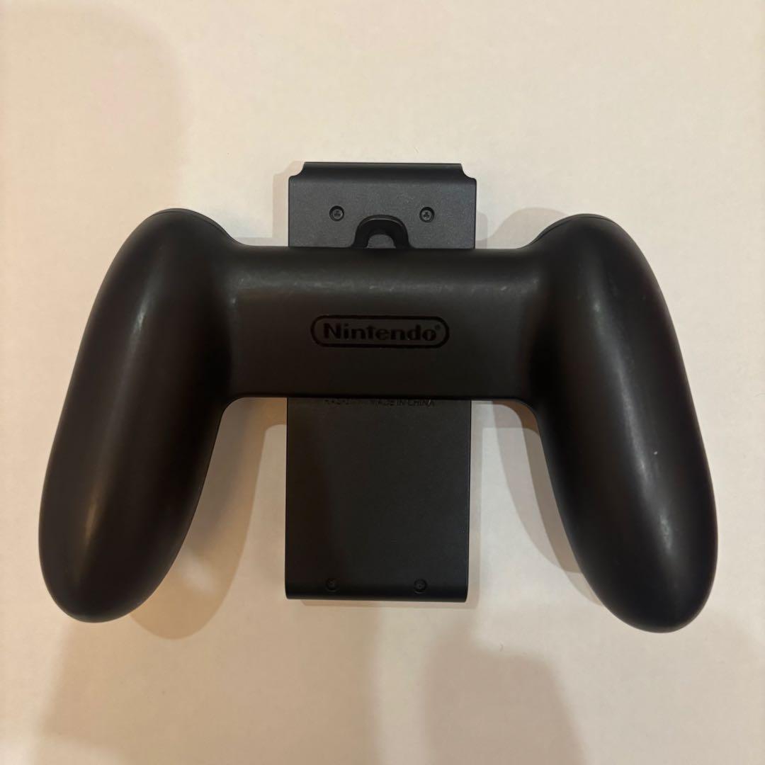 Nintendo Switch 本体 赤/青 Joy-Con 付属品付き　箱無し