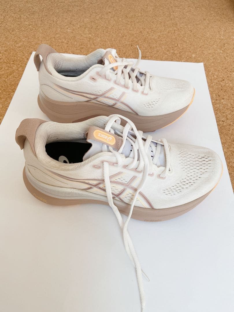 ASICS　ゲルカヤノ32 ワイド　24.0