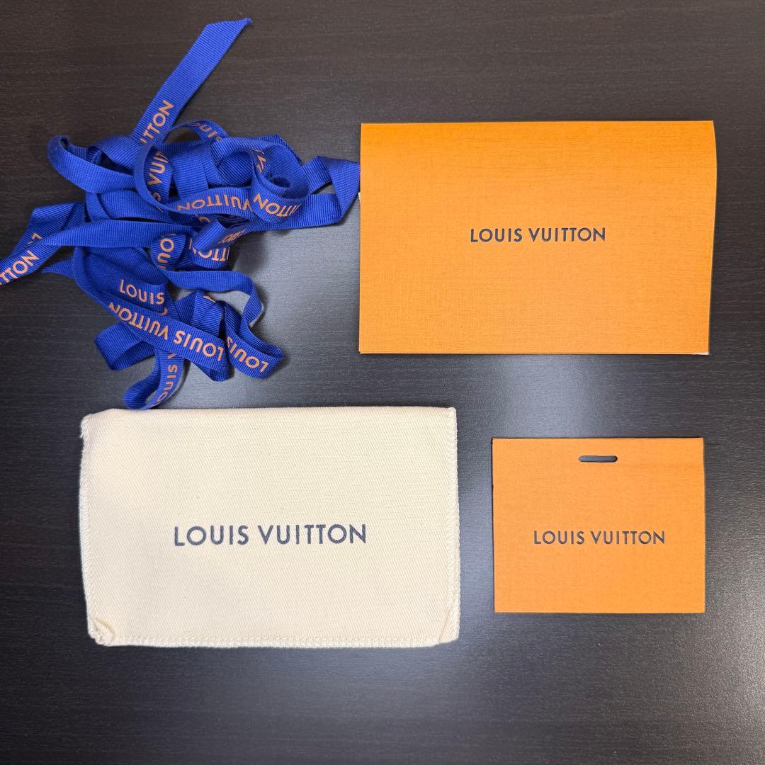 LOUIS VUITTON フクロウ チャーム