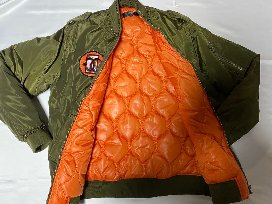 オリーブ 中綿キルティングジャンパー　サイズ記載なし