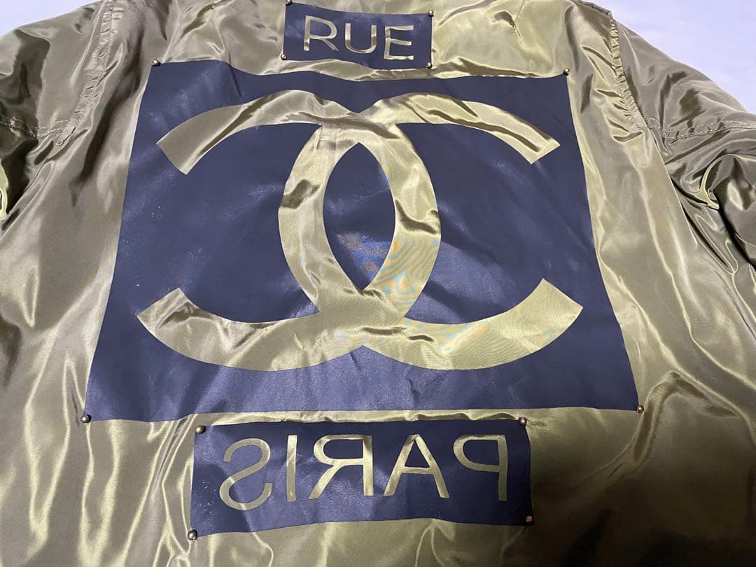 オリーブ 中綿キルティングジャンパー　サイズ記載なし