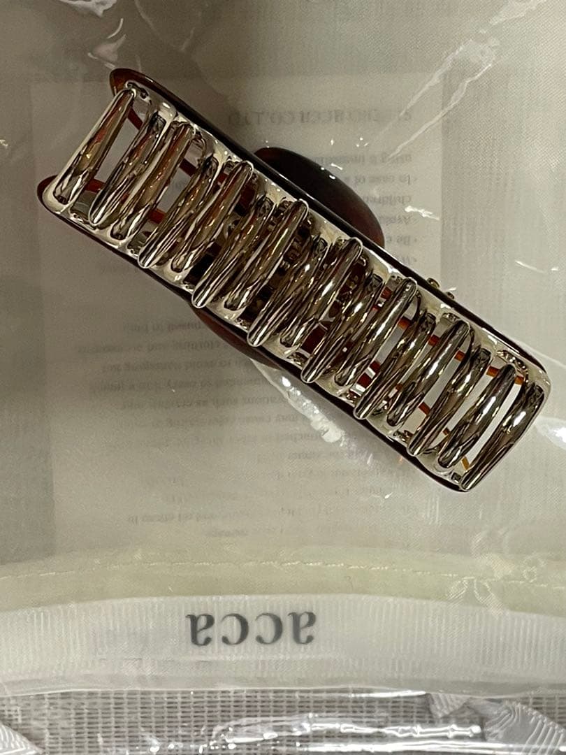 【新品未使用】acca バービークリップ M