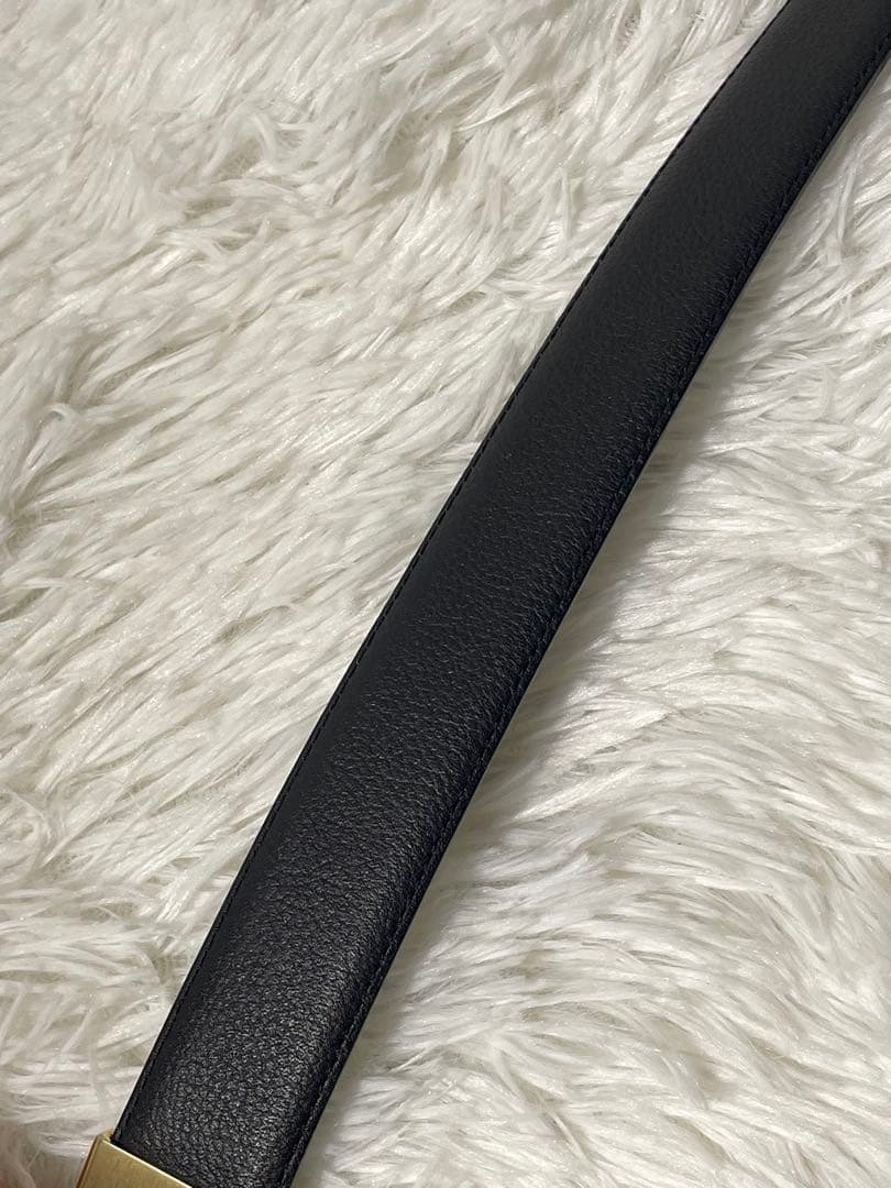 イヴサンローラン YSL レザーベルト 本革　箱付き　ロゴバックル ブラック