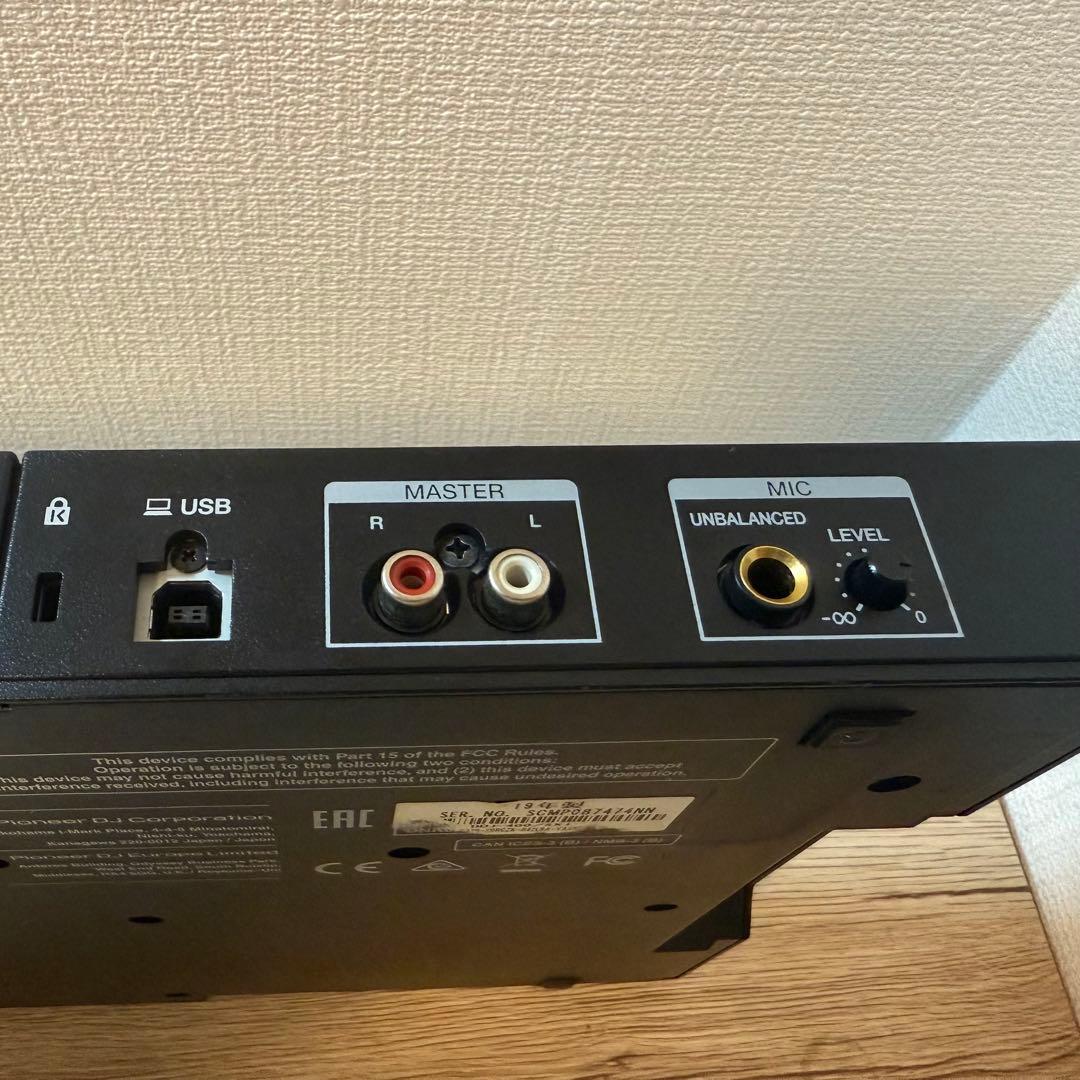 DDJ-400 DJコントローラー