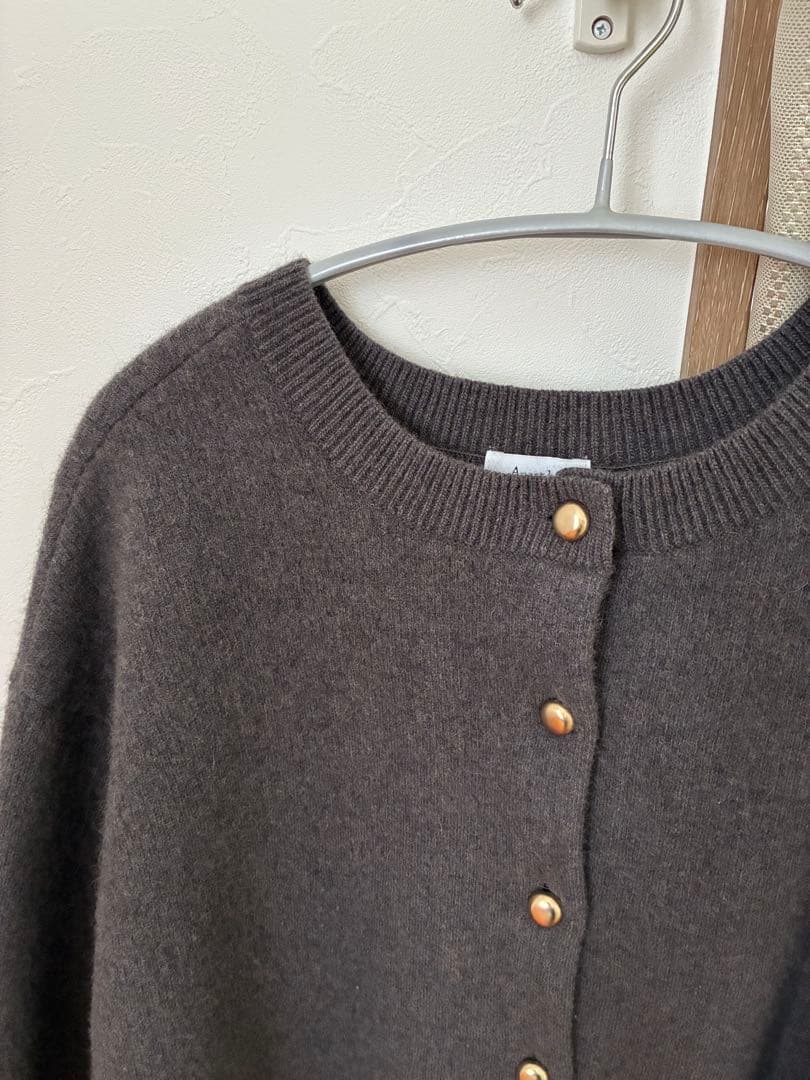 アパートバイローリーズ ラクーンカーディガン