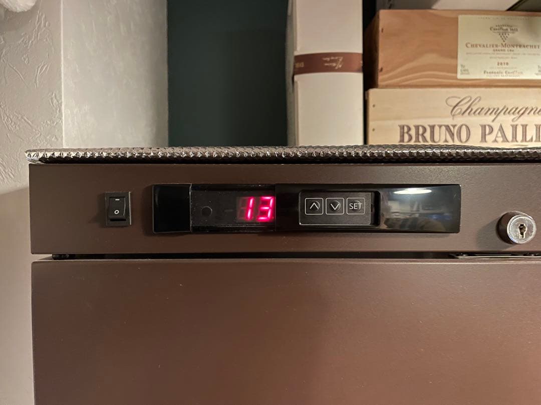 ヌジャベス　日本製フォルスター ST-NV271L(B) セラー ロングフ