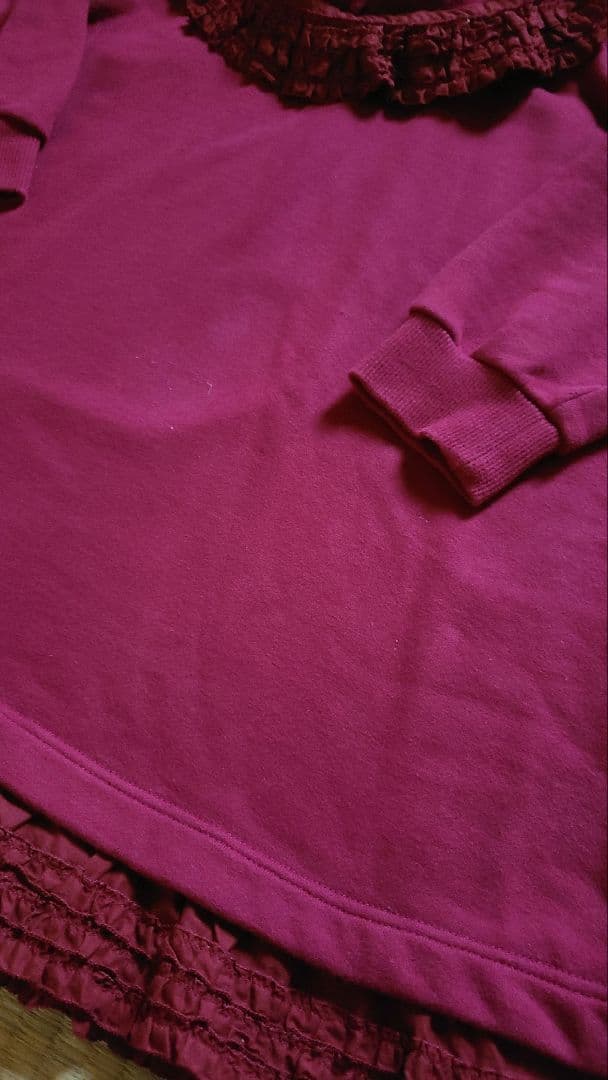 ピンクハウス　2022　フリル使いフーディチュニック　定価30800円