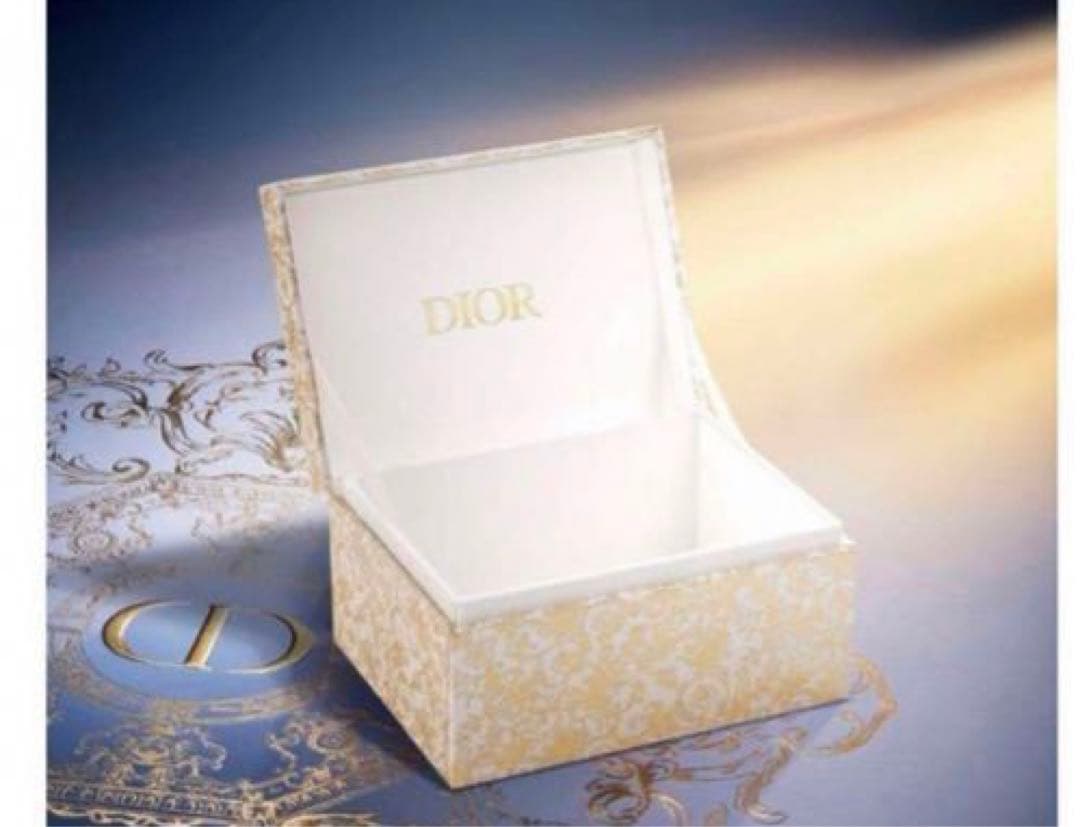 ディオール　2023  クリスマス　リップケース　ボックス