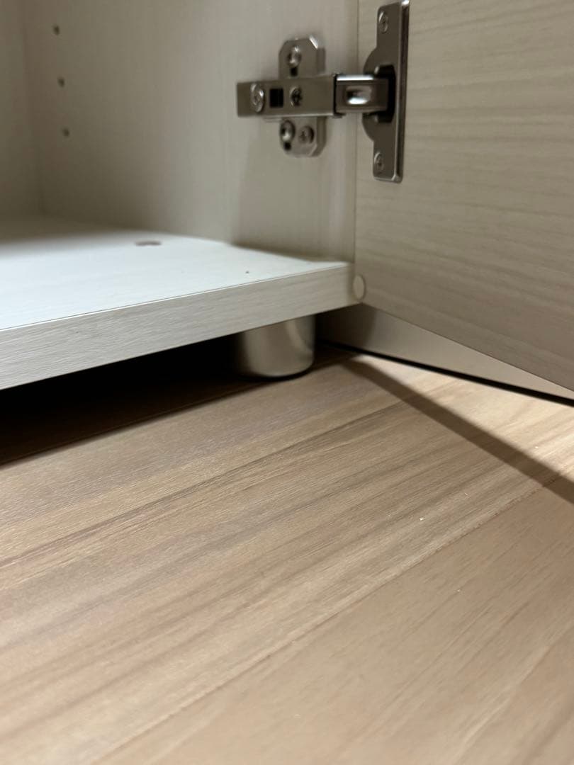 収納棚　ホワイト（高さ92×横84×奥行き34（奥行き最大37））