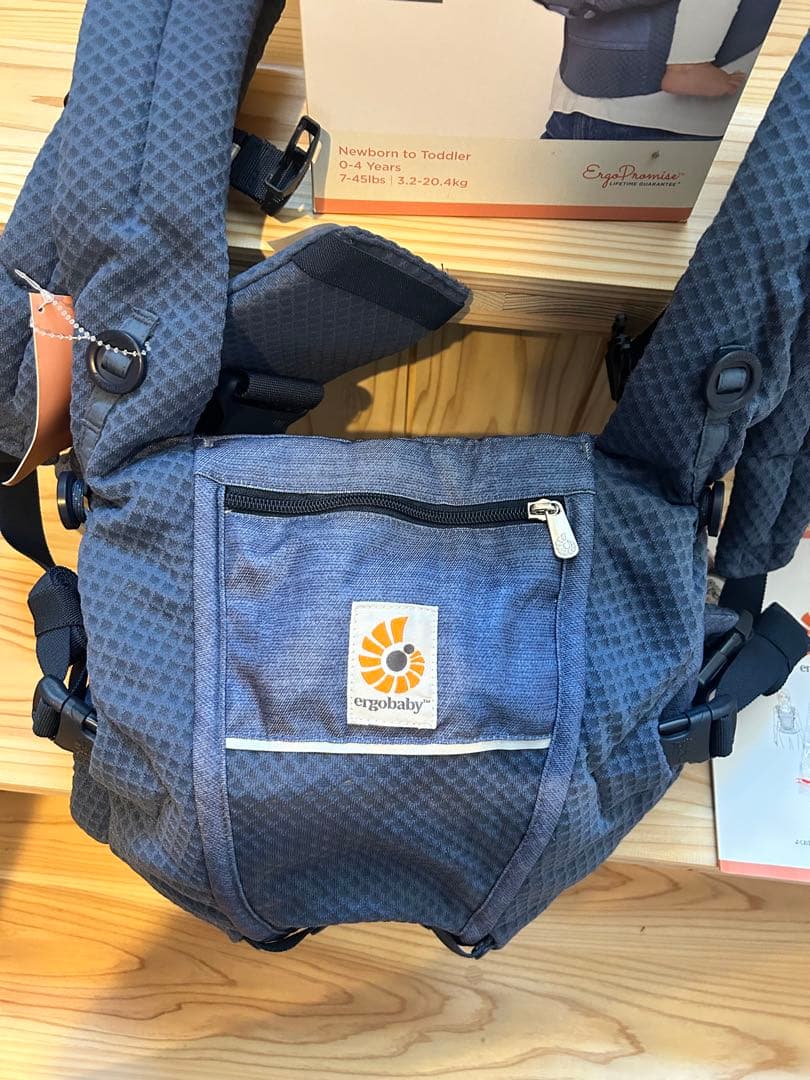 迅速発送【新品未使用】エルゴベビーアダプト抱っこ紐