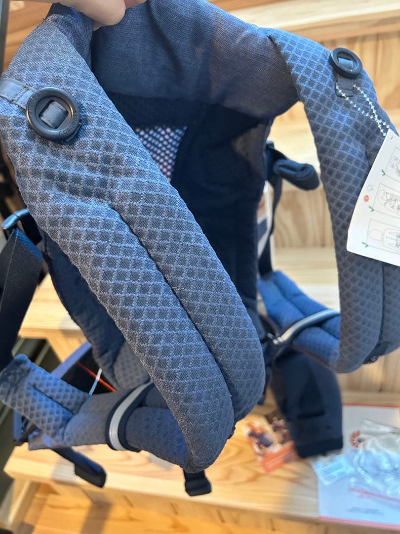 迅速発送【新品未使用】エルゴベビーアダプト抱っこ紐