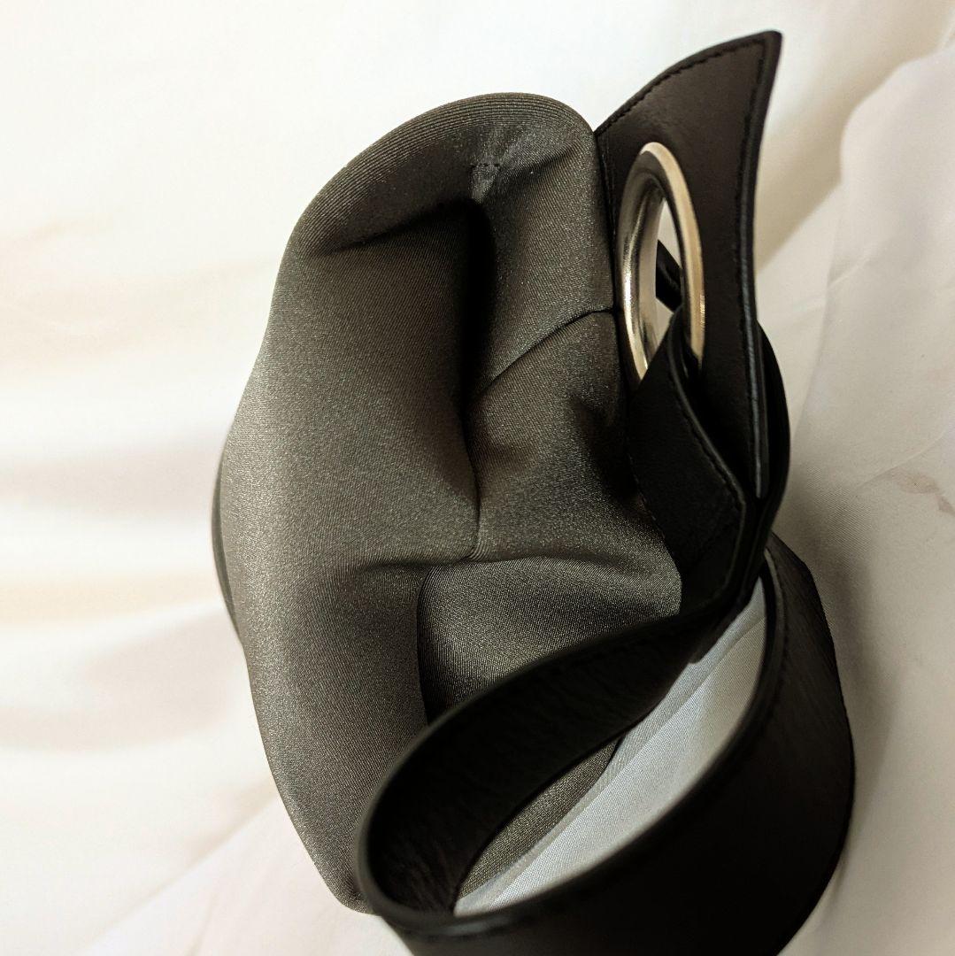 kawakawa hatome ボディバッグ 斜め掛け クロスボディ カーキ