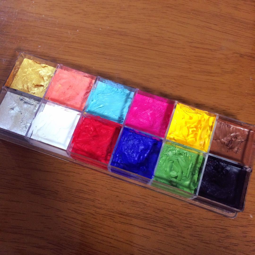 メイクアップフォーエバー フラッシュカラー