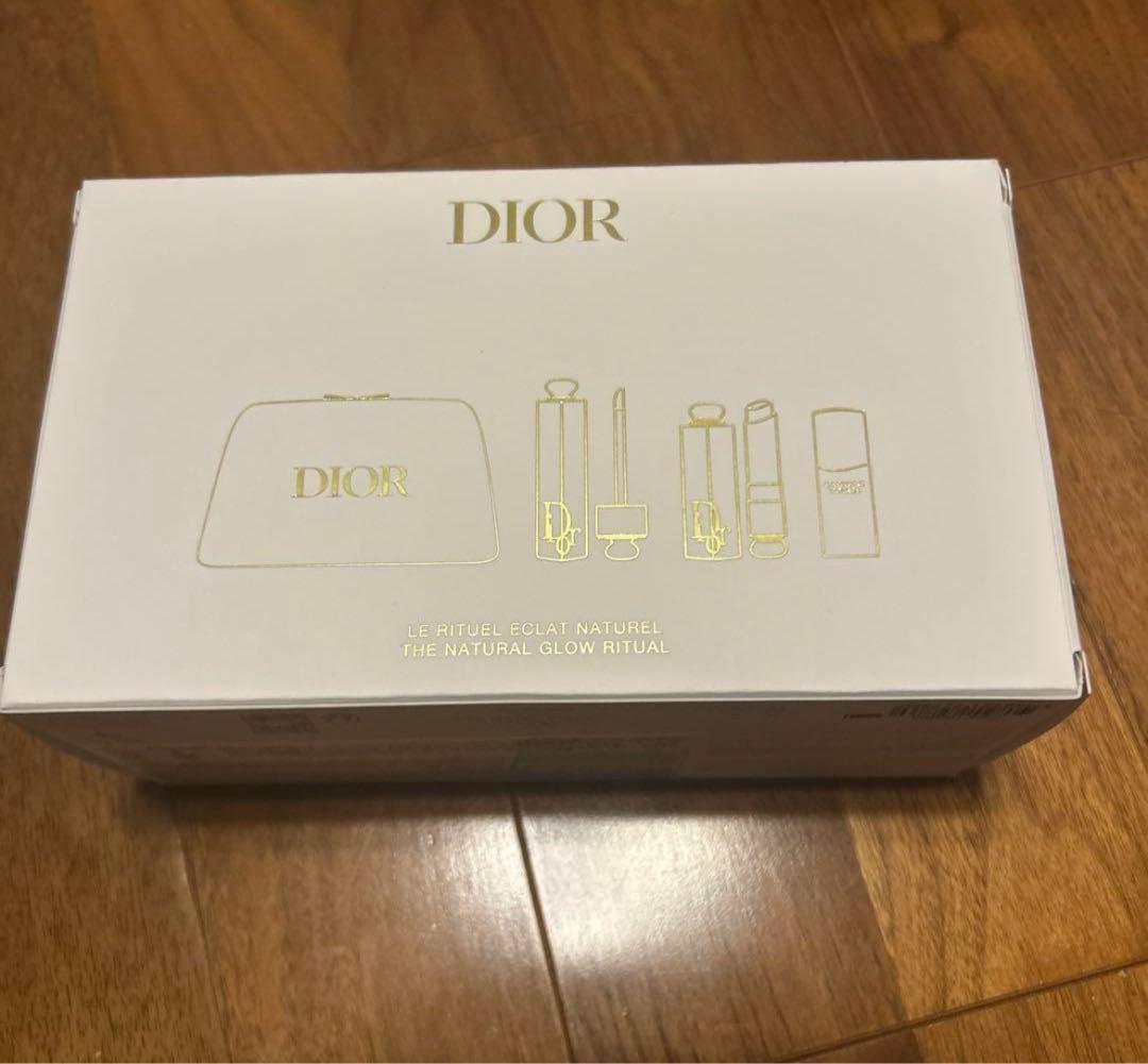 ディオール　クリスマスコフレ　2024 ポーチ