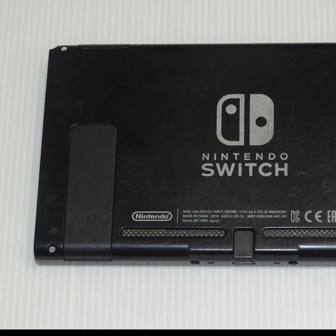 Switch新型　画面本体のみ　2019年製　任天堂　動作確認済　QA6533