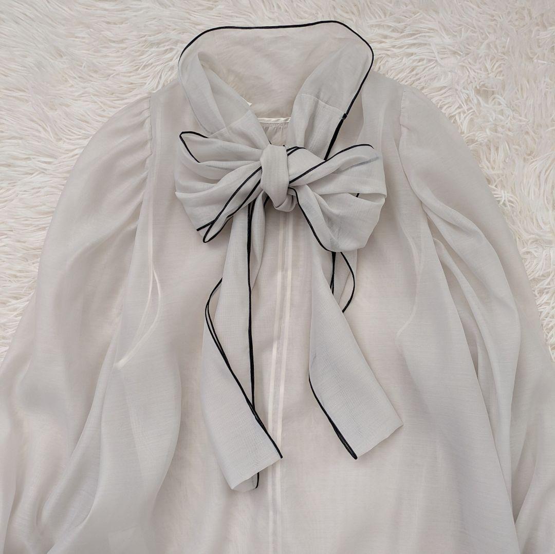 新品タグ付き BEAMS オーガンジーリボンブラウス シアー ボウタイ 配色