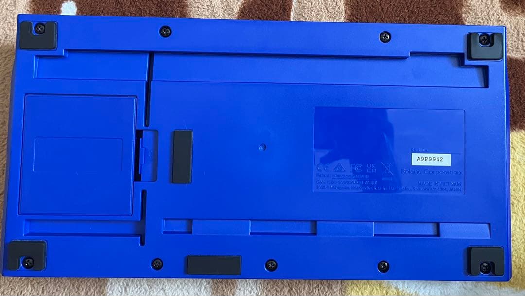 BOSS gt-1本体、 ACアダプタ PSA-100S、gt-1の教科書