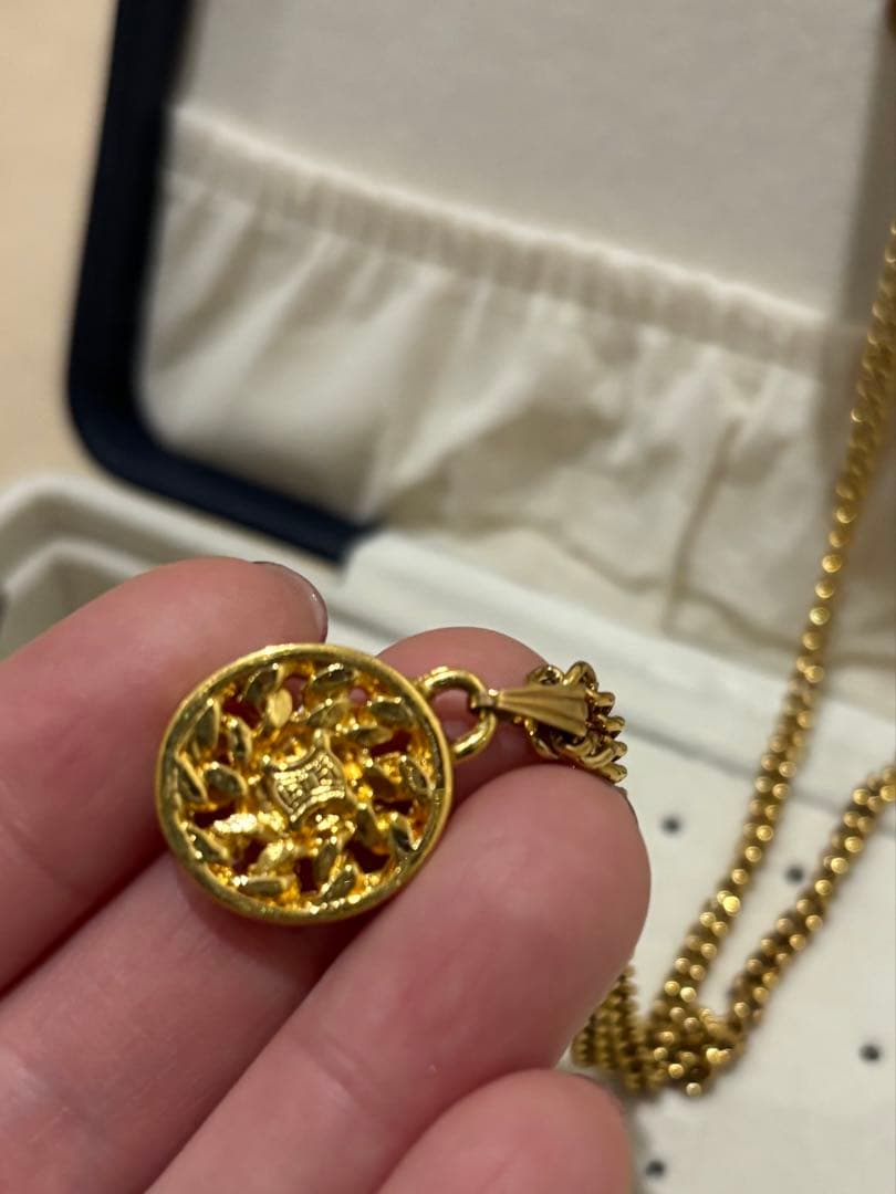 【ボスドッグ様】CELINE セリーヌ　ヴィンテージネックレス　ゴールド