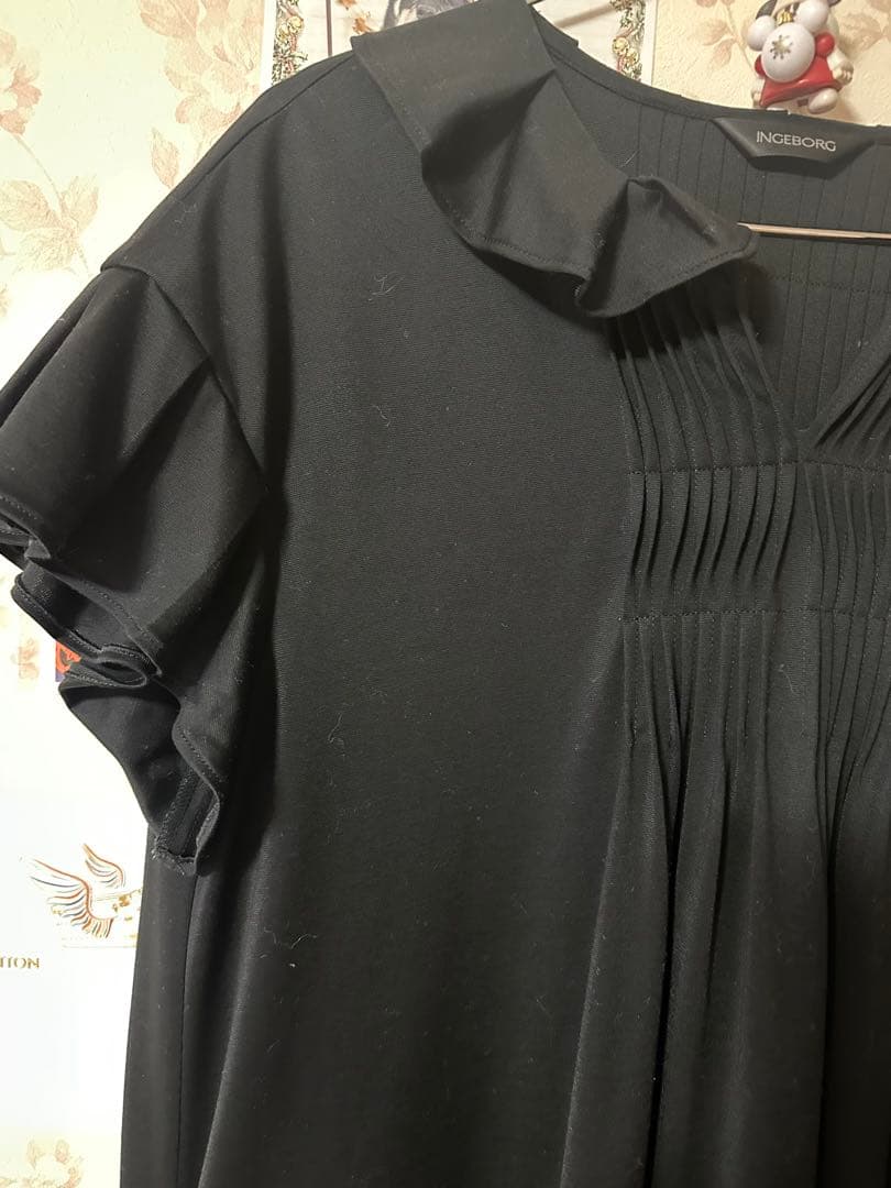 インゲボルグ　カットソーワンピース　ブラック　本日1/22迄の出品‼️