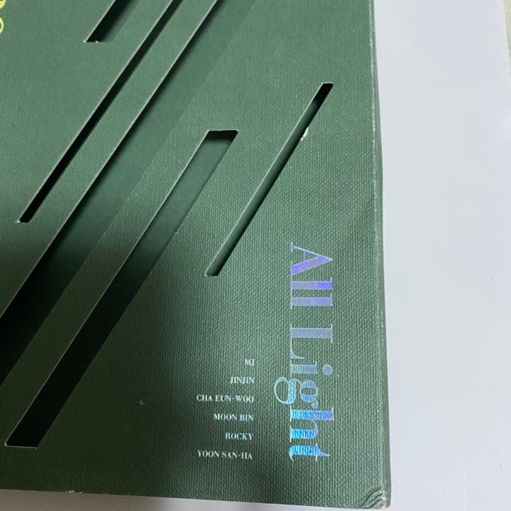 ASTRO チャウヌ　ウヌ サイン All Light