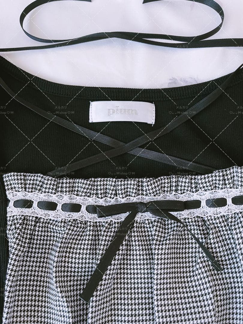 ♡︎pium♡︎୨୧ラウンドフリルティアードリブワンピース ブラック