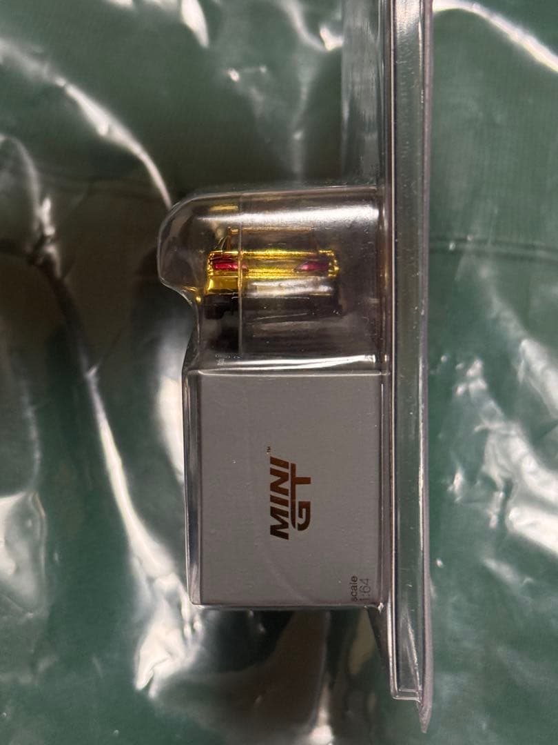 MINI GT Nissan Silvia S15 ゴールド LBWK サイン