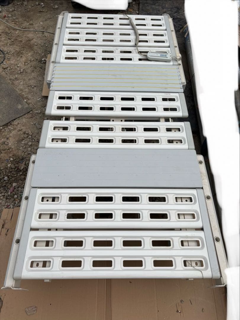 パラマウントベッド 電動ベッド 電動介護ベッド　　リモコン付き