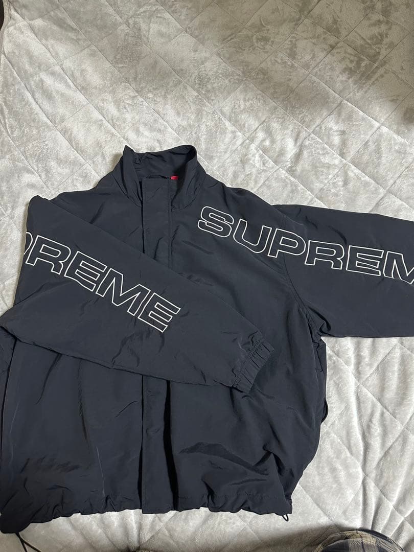 ジャケット・アウター SUPREME Spellout Embroidered TrackJacket