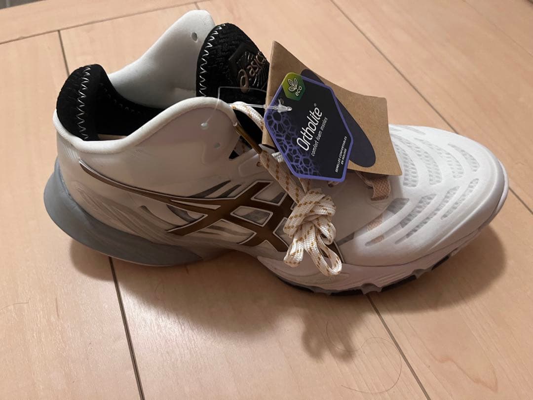 ASICS RISE ホワイト/ゴールド