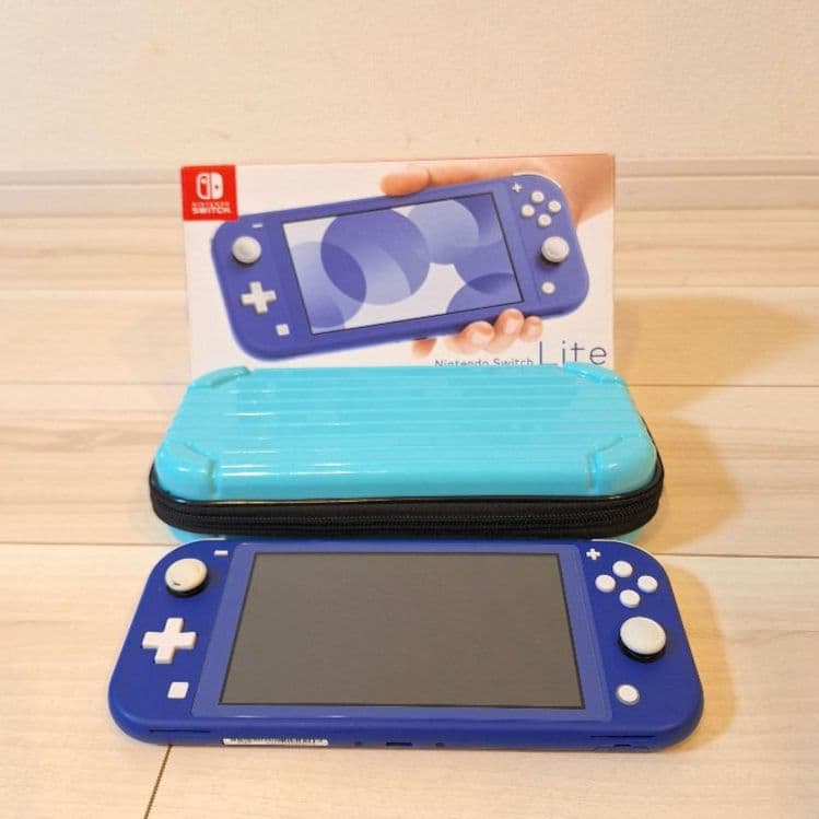 Nintendo Switch Lite　本体