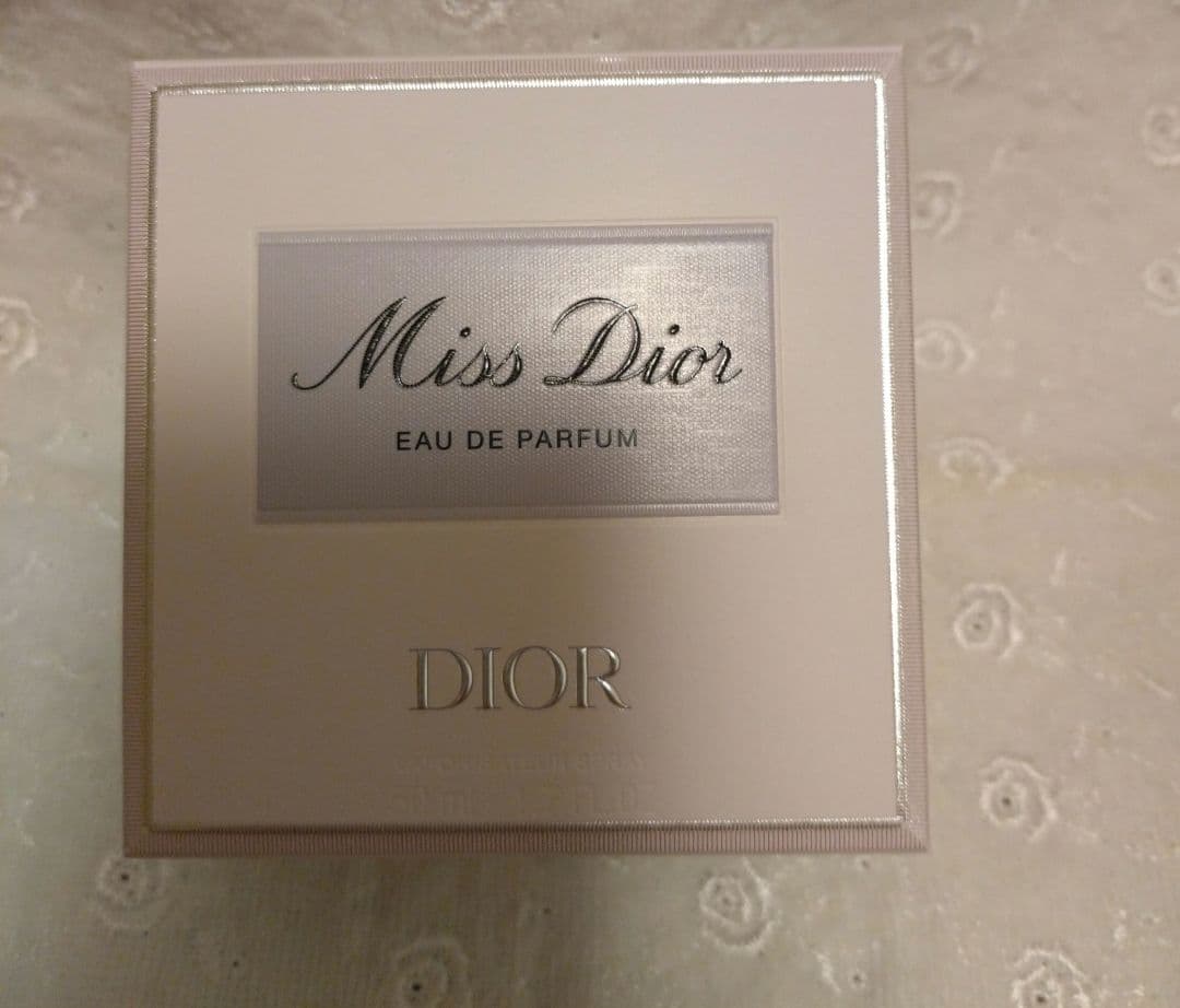 Miss Dior Eau de Parfum　クリスチャンディオール