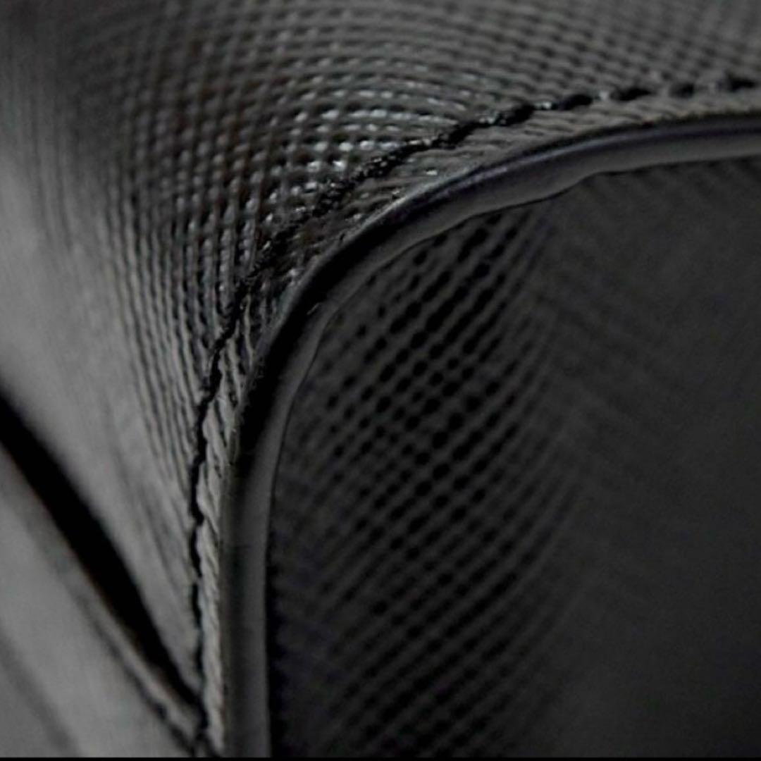 プラダPRADA ビジネスバッグ ブリーフケースハンドバッグ サフィアーノレザー