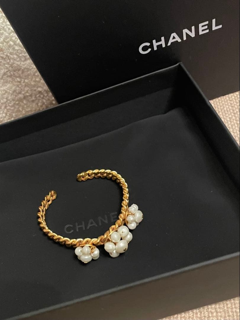 【VINTAGE CHANEL/シャネル】パールバングル