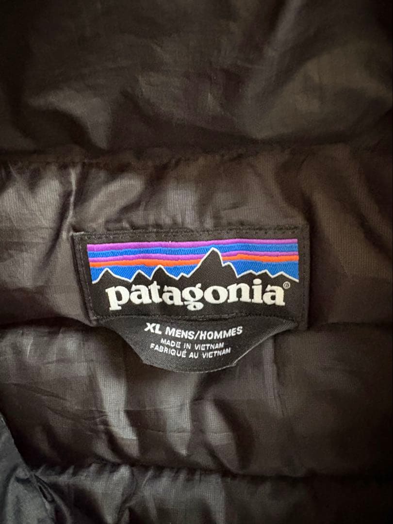 patagonia ブラック ダウンベスト XL