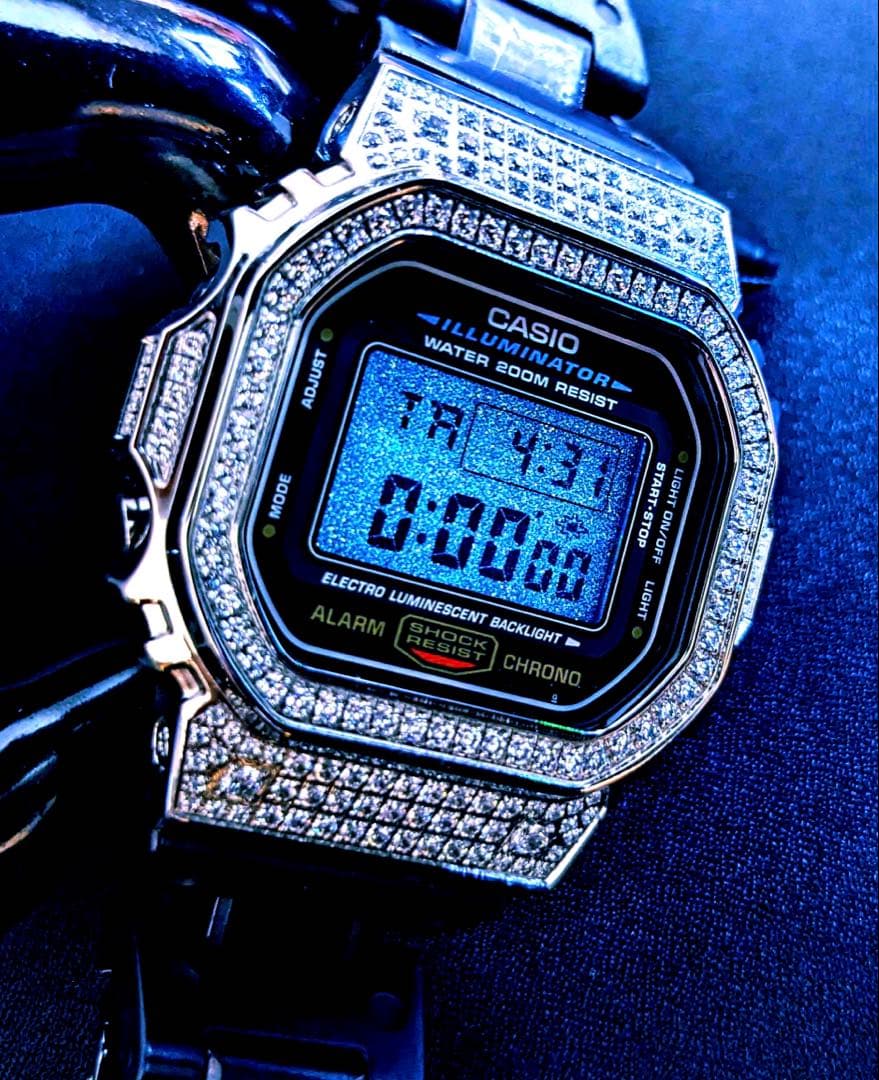 モアサナイトベゼル ラグジュアリー液晶 カスタム フルメタル VIP