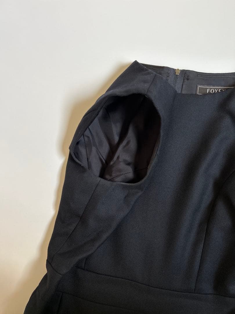 近年モデル♡Foxey フォクシー　Mond Dress 2021　濃紺　パール