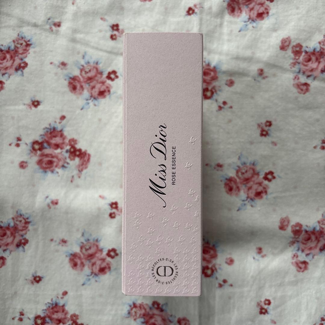 ミス　ディオール　ローズ　エッセンス〈オードゥトワレ〉　100mL