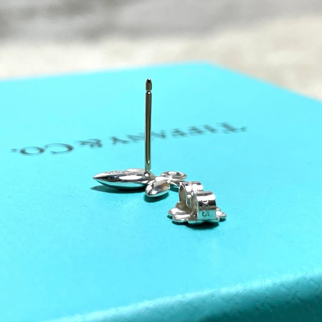 【極美品】ティファニー　オリーブリーフピアス片耳　シルバー925